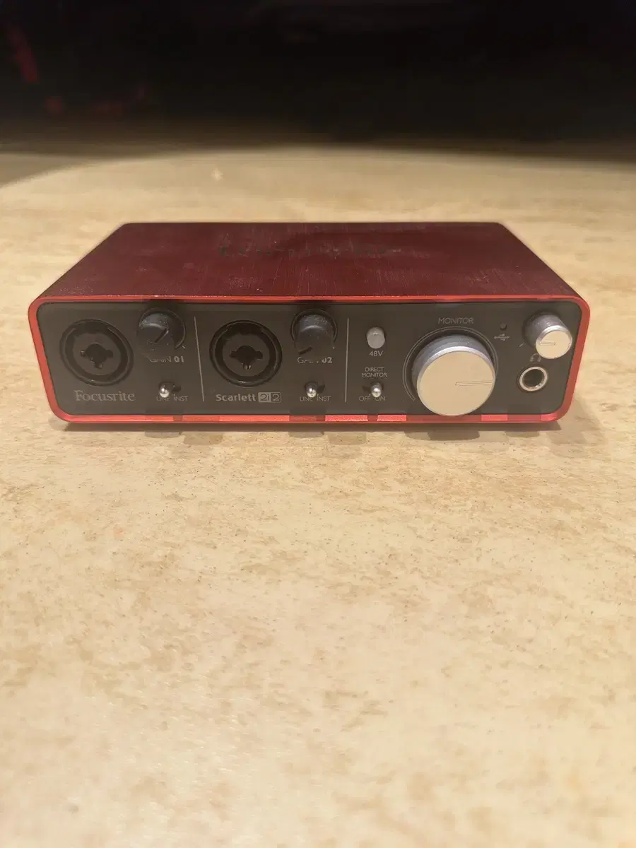 포커스라이트 focusrite 2i2